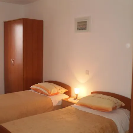 شقة Kuzman دوبروفينك