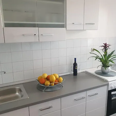 Apartman Kuzman *