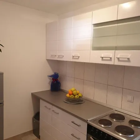 Apartman Kuzman *