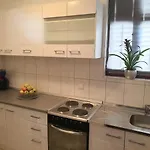 Kuzman *